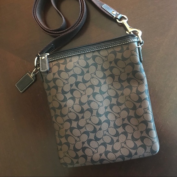Coach Crossbody Bag Brown - Picture 3 of 7